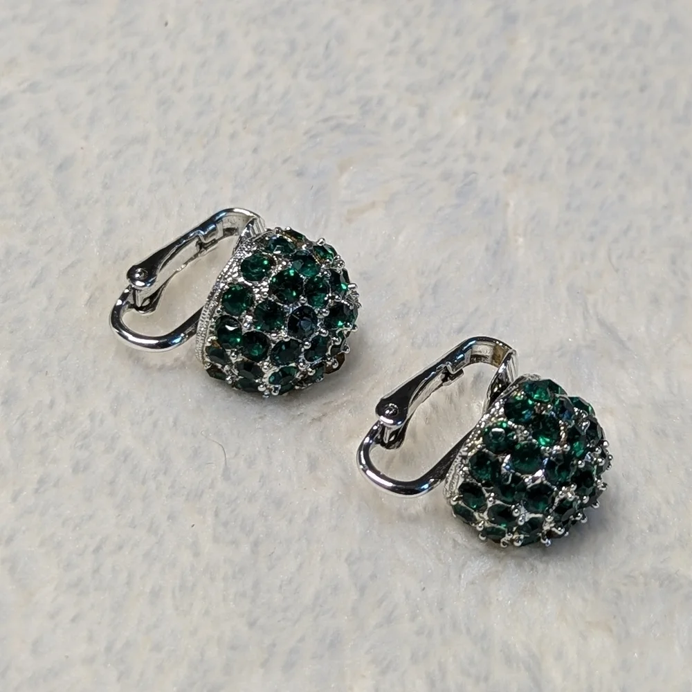Vintage Green Rhinestone Small Round Button Style Clip Earrings - Picture 3 of 5